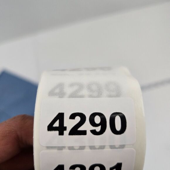 Levi's 721 High Rise Skinny Jeans Light Wash Raw Hem Size 32 4290 NWT - Picture 11 of 11